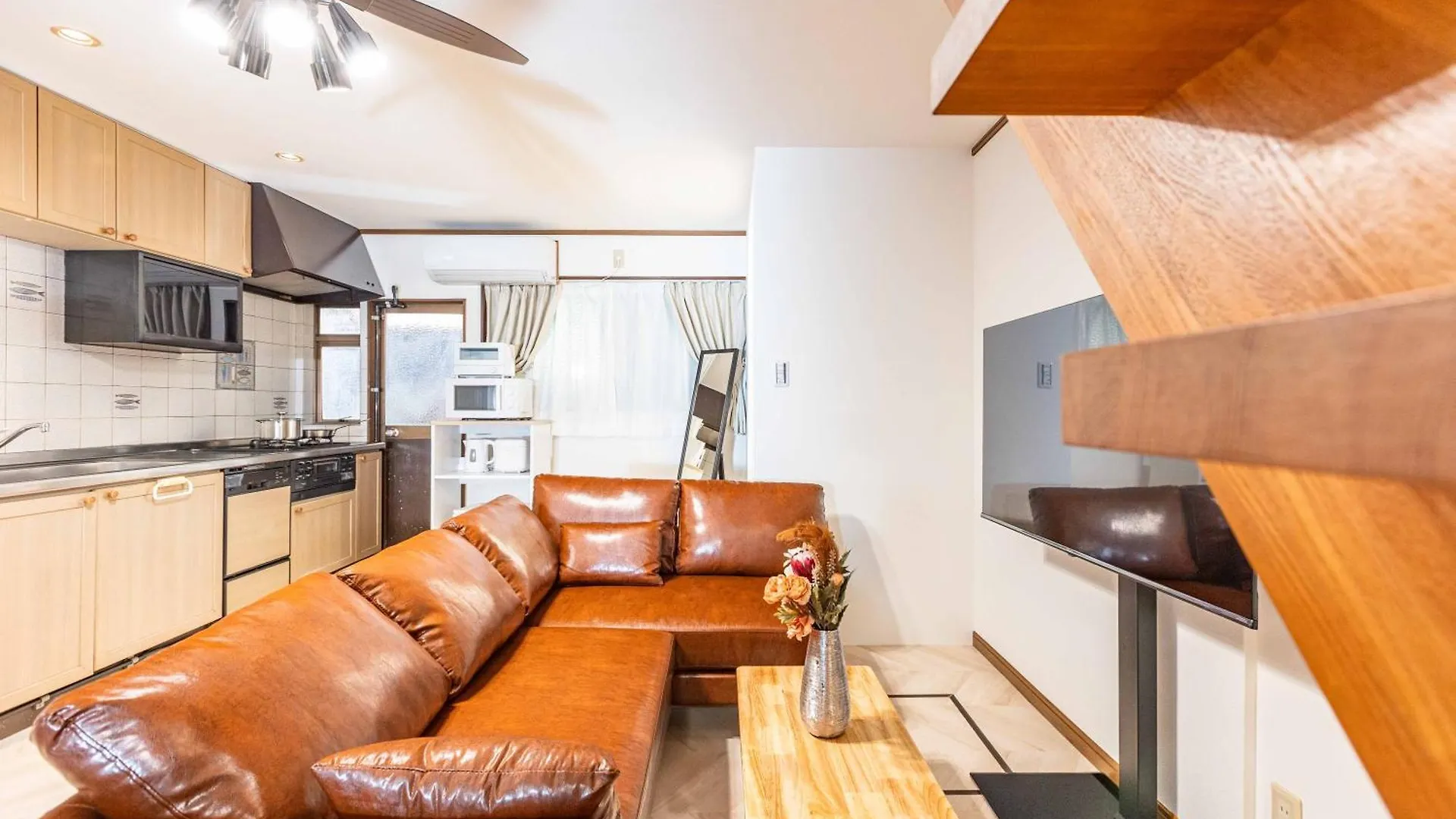 Rosso Appartement Osaka Japan
