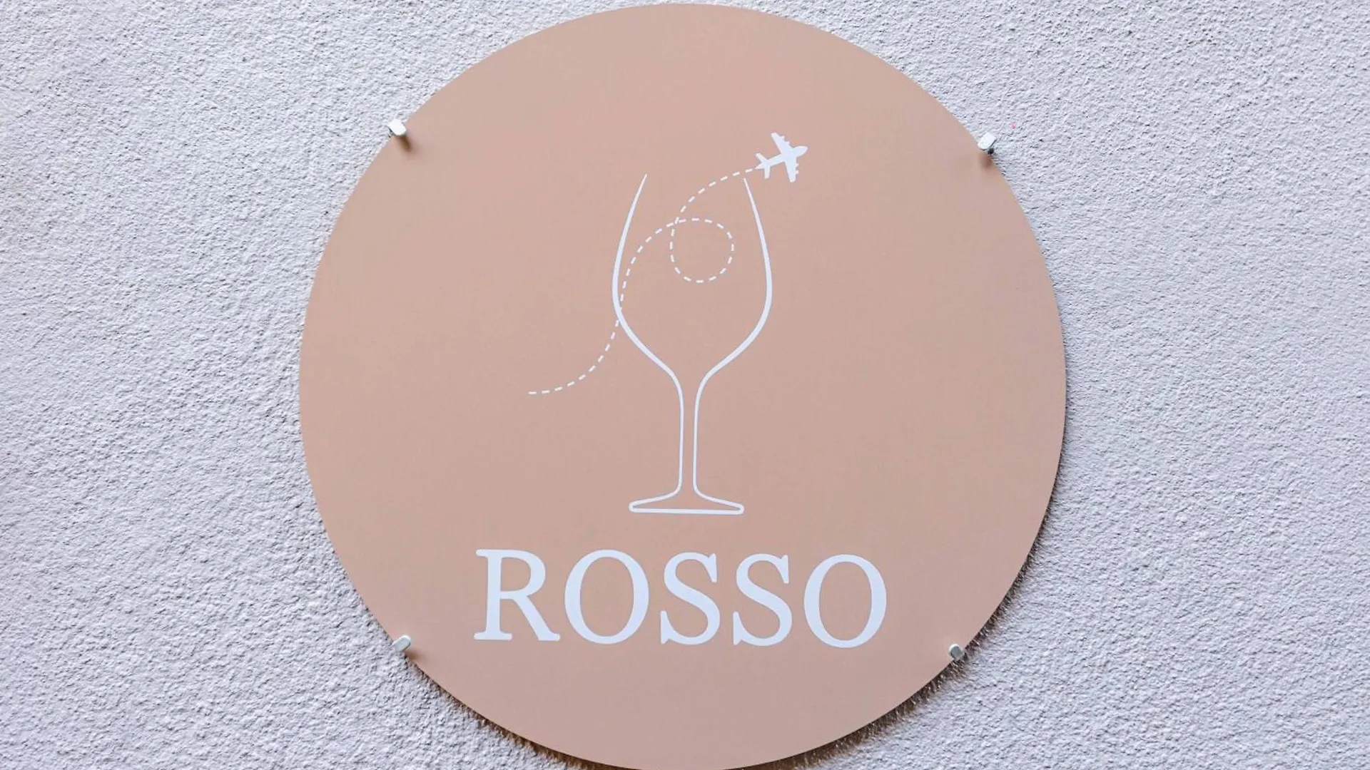 Appartamento Rosso Osaka Giappone